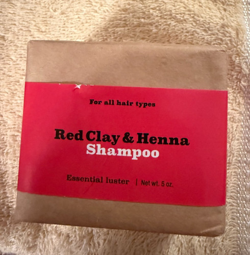 Sallye ander red - sallye,